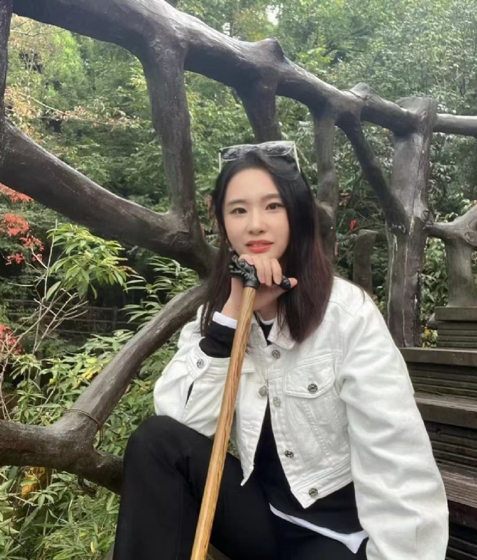 琪琪的第一张照片--临湘王婆说媒